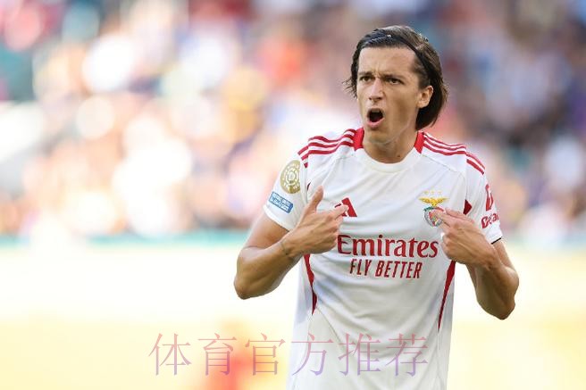 巴萨关注本菲卡左后卫A费 皇马曼联尤文马竞同样